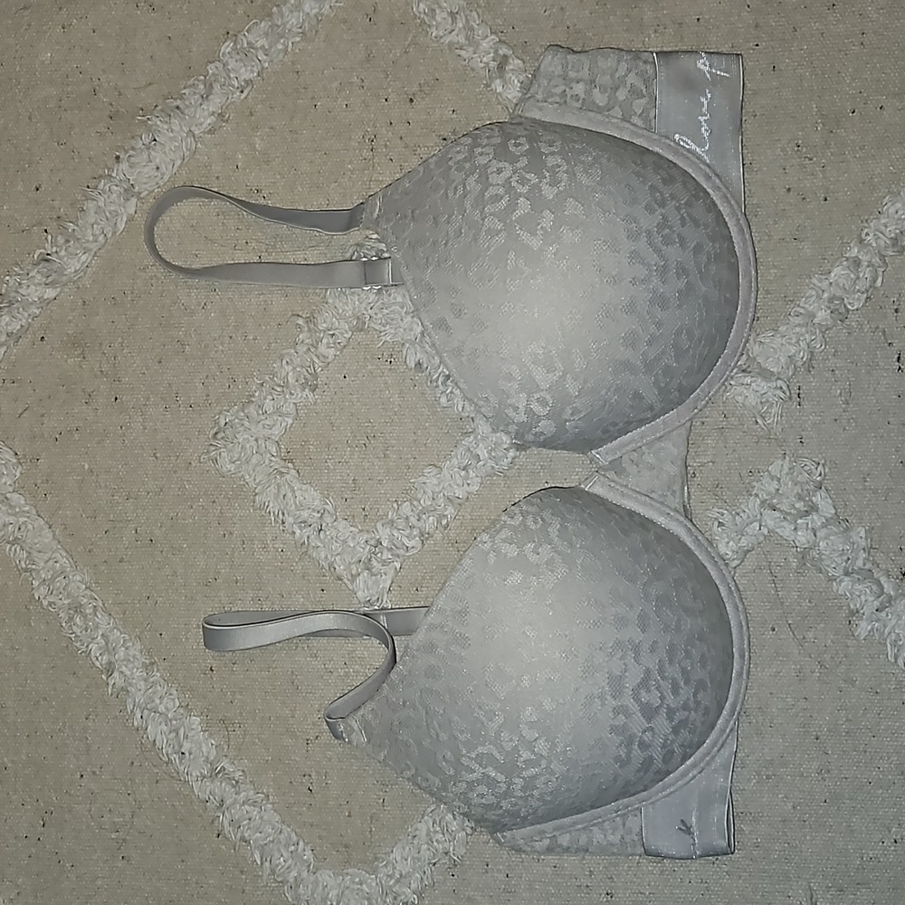 PINK bra